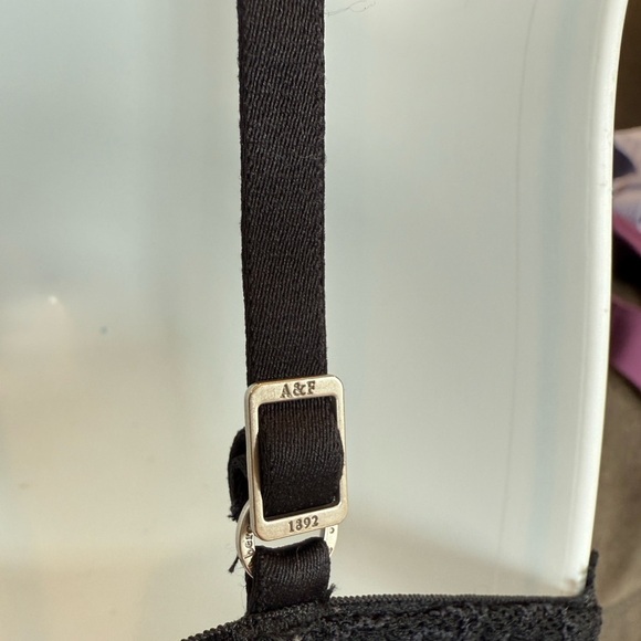 Abercrombie & Fitch black lace bralette size small - Picture 4 of 4